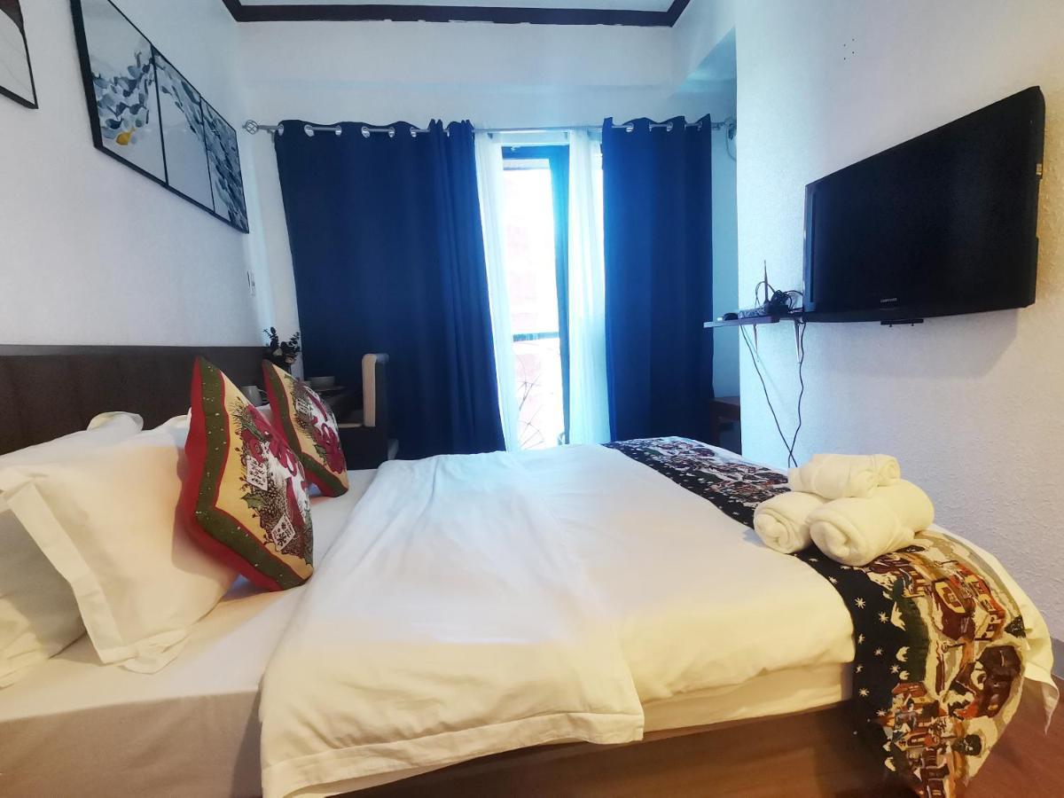 Aparthotel Warm Makati Makati City Zewnętrze zdjęcie